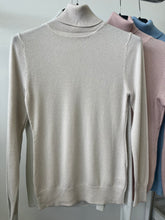 Kép betöltése a galériamegjelenítőbe: 5851 LUREX basic garbó