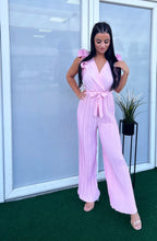 Kép betöltése a galériamegjelenítőbe: 57052 DEBY pliszirozott/fodros overál