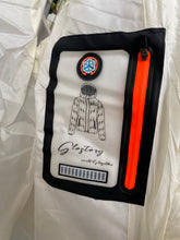 Kép betöltése a galériamegjelenítőbe: 4286 FÉNYES Steppelt mellény