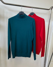 Kép betöltése a galériamegjelenítőbe: 002 BASIC félgarbó