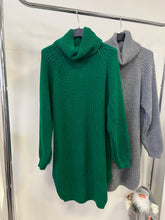 Kép betöltése a galériamegjelenítőbe: 5205 HETTA GARBÓ pulóver/tunika