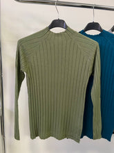 Kép betöltése a galériamegjelenítőbe: 5999 BORDÁS basic félgarbó