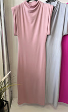 Kép betöltése a galériamegjelenítőbe: 1687 GINA elasztikus ruha