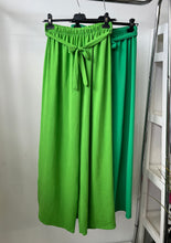 Kép betöltése a galériamegjelenítőbe: 6724/21120 HERTA bőszárú nadrág