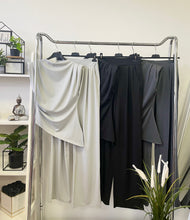 Kép betöltése a galériamegjelenítőbe: 39622 KAREN nadrág + felső szett