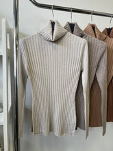 Kép betöltése a galériamegjelenítőbe: 5809 BORDÁS basic garbó