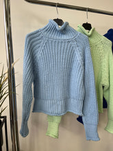 Kép betöltése a galériamegjelenítőbe: 067 MOLLY VASTAG kötésű pulóver