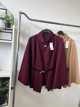 Kép betöltése a galériamegjelenítőbe: 2956 MARION öves poncsó