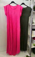 Kép betöltése a galériamegjelenítőbe: 8217 EMILY pliszírozott ruha