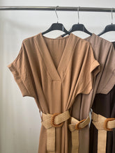 Kép betöltése a galériamegjelenítőbe: 24608 ZAFI öves ruha