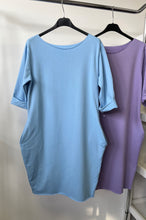 Kép betöltése a galériamegjelenítőbe: ZSEBES pamut ruha /4872