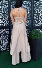 Kép betöltése a galériamegjelenítőbe: 12370 ALINA elől fodros felső+ nadrág szett