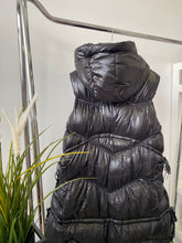 Kép betöltése a galériamegjelenítőbe: 4286 FÉNYES Steppelt mellény