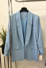 Kép betöltése a galériamegjelenítőbe: ONE SIZE LONG blézer/ 975