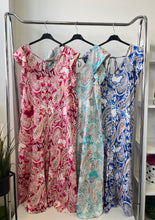 Kép betöltése a galériamegjelenítőbe: BIANKA bőszárú mintás overál/5985