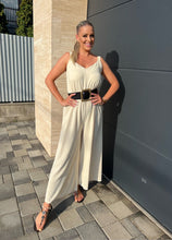 Kép betöltése a galériamegjelenítőbe: 3728 NALA overál