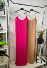 Kép betöltése a galériamegjelenítőbe: 12757 SUMMER pántos nyári ruha