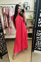 Kép betöltése a galériamegjelenítőbe: 8217 EMILY pliszírozott ruha