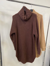 Kép betöltése a galériamegjelenítőbe: 5205 HETTA GARBÓ pulóver/tunika