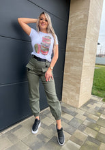 Kép betöltése a galériamegjelenítőbe: 17516 PENNY öves nadrág