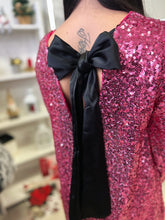 Kép betöltése a galériamegjelenítőbe: 6666 MARION flitteres, hátán masnis ruha