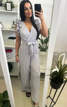 Kép betöltése a galériamegjelenítőbe: 57052 DEBY pliszirozott/fodros overál