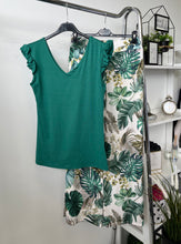 Kép betöltése a galériamegjelenítőbe: 775 DAHLIA kis fodros felső