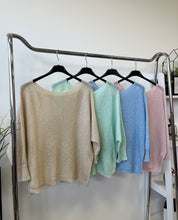 Kép betöltése a galériamegjelenítőbe: 1236 SZATĖN szalagos csillogós felső