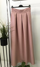 Kép betöltése a galériamegjelenítőbe: 61112 ZSEBES MAXISZOKNYA