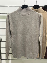 Kép betöltése a galériamegjelenítőbe: 002 BASIC félgarbó