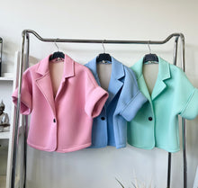 Kép betöltése a galériamegjelenítőbe: 36365 ISABELL rövid ujjú átmneneti kabát