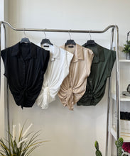 Kép betöltése a galériamegjelenítőbe: 7370 LINETT szatén felső/ blúz