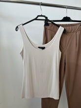 Kép betöltése a galériamegjelenítőbe: 071 BASIC VASTAG PÁNTOS trikó