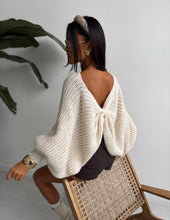 Kép betöltése a galériamegjelenítőbe: 35107 TAMY kötött pulóver