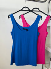 Kép betöltése a galériamegjelenítőbe: 071 BASIC VASTAG PÁNTOS trikó