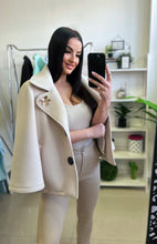 Kép betöltése a galériamegjelenítőbe: 8159 MARGARET elegáns átmeneti kabát