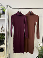 Kép betöltése a galériamegjelenítőbe: 006 ZORA garbóruha