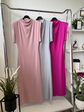 Kép betöltése a galériamegjelenítőbe: 1687 GINA elasztikus ruha