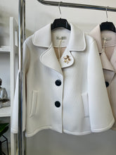 Kép betöltése a galériamegjelenítőbe: 8159 MARGARET elegáns átmeneti kabát