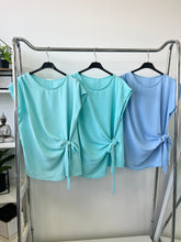 Kép betöltése a galériamegjelenítőbe: 25153 LOTTE átkötős felső