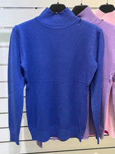 Kép betöltése a galériamegjelenítőbe: 002 BASIC félgarbó