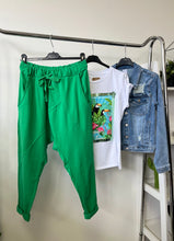 Kép betöltése a galériamegjelenítőbe: 3458 Ülepes pamut nadrág