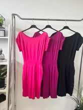 Kép betöltése a galériamegjelenítőbe: 6429 BASIC öves-zsebes pamut ruha