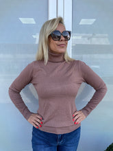 Kép betöltése a galériamegjelenítőbe: 001 BASIC garbó