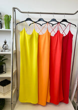 Kép betöltése a galériamegjelenítőbe: 12757 SUMMER pántos nyári ruha