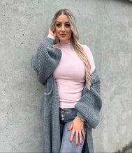 Kép betöltése a galériamegjelenítőbe: 002 BASIC félgarbó