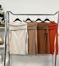 Kép betöltése a galériamegjelenítőbe: 5813 DANA BASIC felső