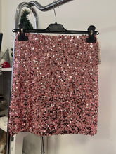 Kép betöltése a galériamegjelenítőbe: 1026 Flitteres miniszoknya