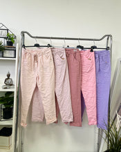 Kép betöltése a galériamegjelenítőbe: VANDA gyűrt nadrág 7373/1318