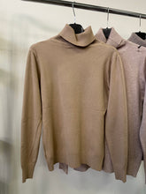 Kép betöltése a galériamegjelenítőbe: 001 BASIC garbó